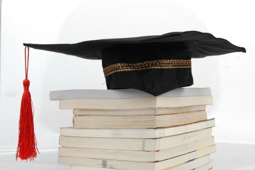 Χορήγηση 5 υποτροφιών για Μεταπτυχιακές Σπουδές
