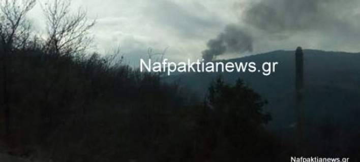 Ναύπακτος: Μεγάλη φωτιά στην Ιερά Μονή Βαρνάκοβας