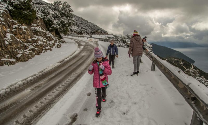 Καιρός: Χιόνια μέχρι τα 500 μέτρα και μονοψήφιες θερμοκρασίες στην Κεφαλονιά -Ο Γιώργος Τσατραφύλλιας αναλύει την «Μήδεια»