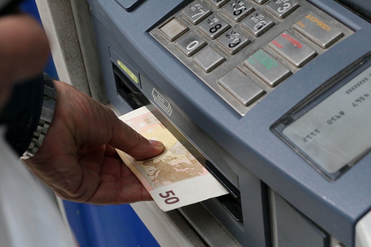 Τράπεζες: Αναστάτωση στις συναλλαγές των πολιτών λόγω Πάσχα και Πρωτομαγιάς – Κλείνουν για 6 ημέρες