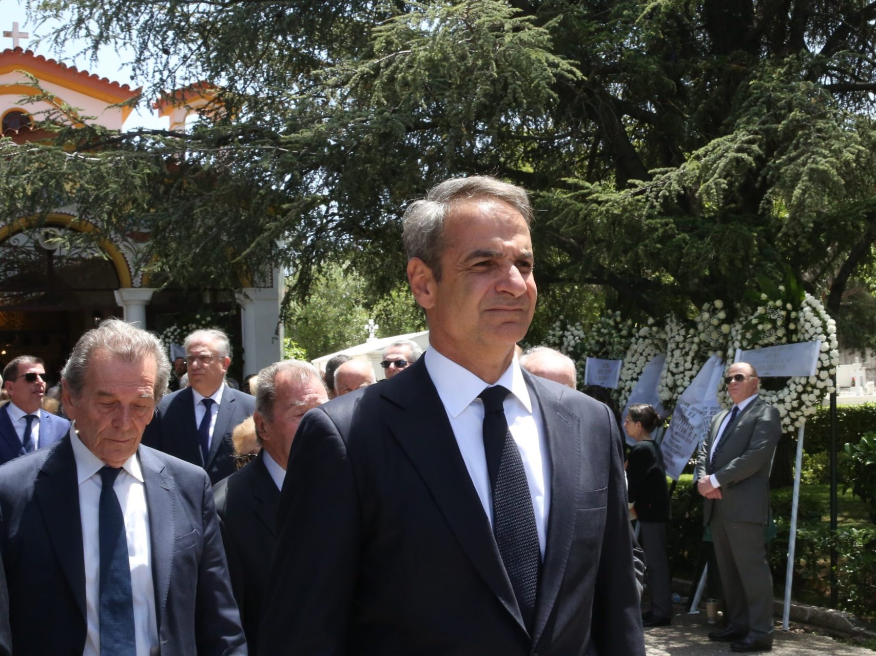 ΚΗΔΕΙΑ ΠΕΤΡΟΥ ΜΟΛΥΒΙΑΤΗ