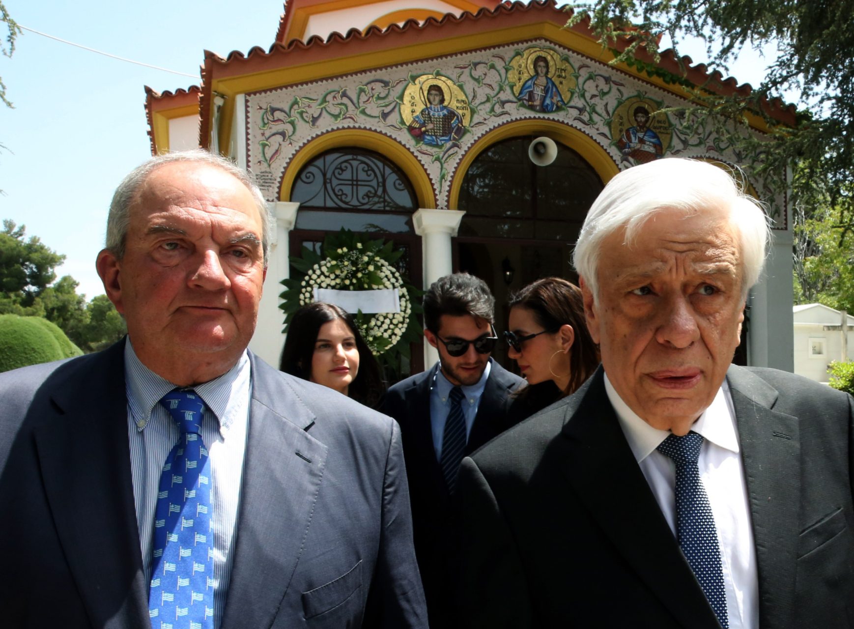 ΚΗΔΕΙΑ ΠΕΤΡΟΥ ΜΟΛΥΒΙΑΤΗ