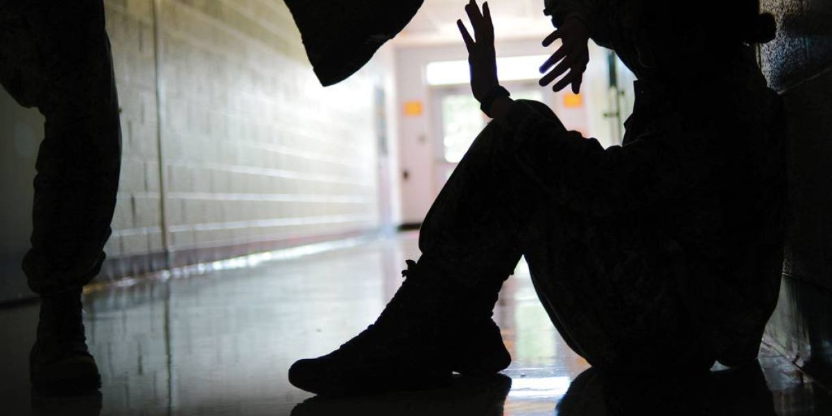 Σοκαριστικό βίντεο μπούλινγκ από ανήλικα κορίτσια με θύμα μια κοπέλα – Συγγενικό της πρόσωπο την αναγνώρισε από τις εικόνες