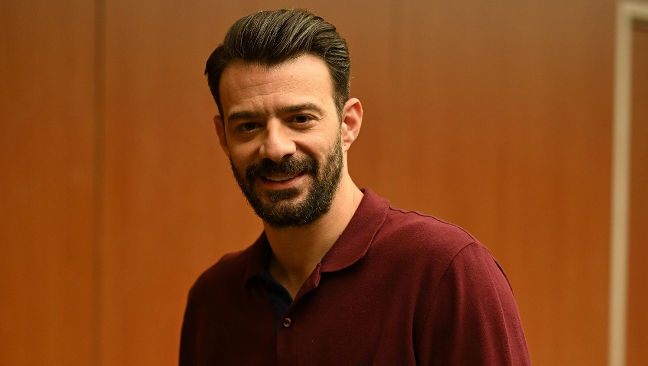 Κωνσταντίνος Γαβαλάς: «Δυστυχώς συνειδητοποιώ ότι πολλές φορές είμαι ο πατέρας και η μάνα μου»