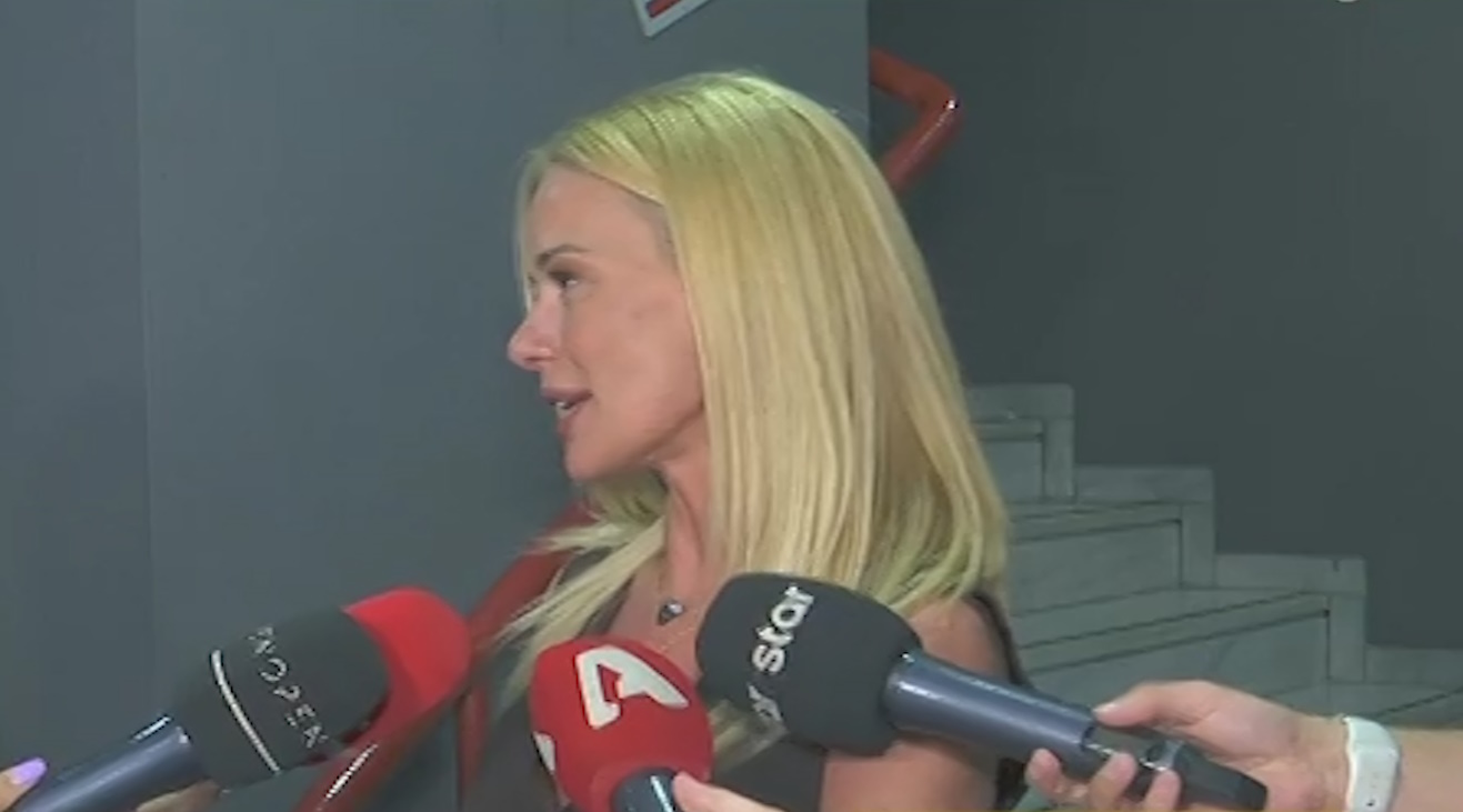 Ζέτα Μακρυπούλια: «Ήμουν υπέρμαχη του έρωτα, όμως η ζωή σε πάει αλλού και η ροή της έχει άλλη πορεία»