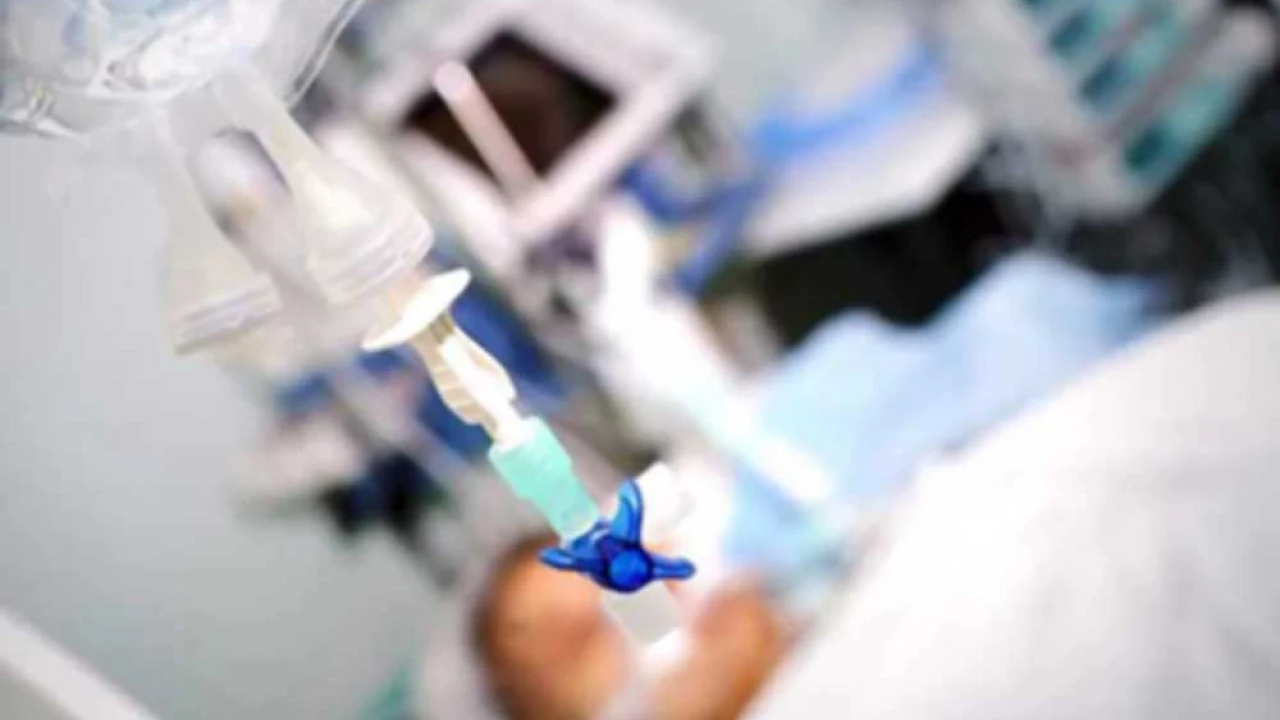 Αγωνία για 5χρονο αγοράκι στη Λάρισα: Νοσηλεύεται διασωληνωμένο μετά από μπαλκόνι ύψους πέντε μέτρων