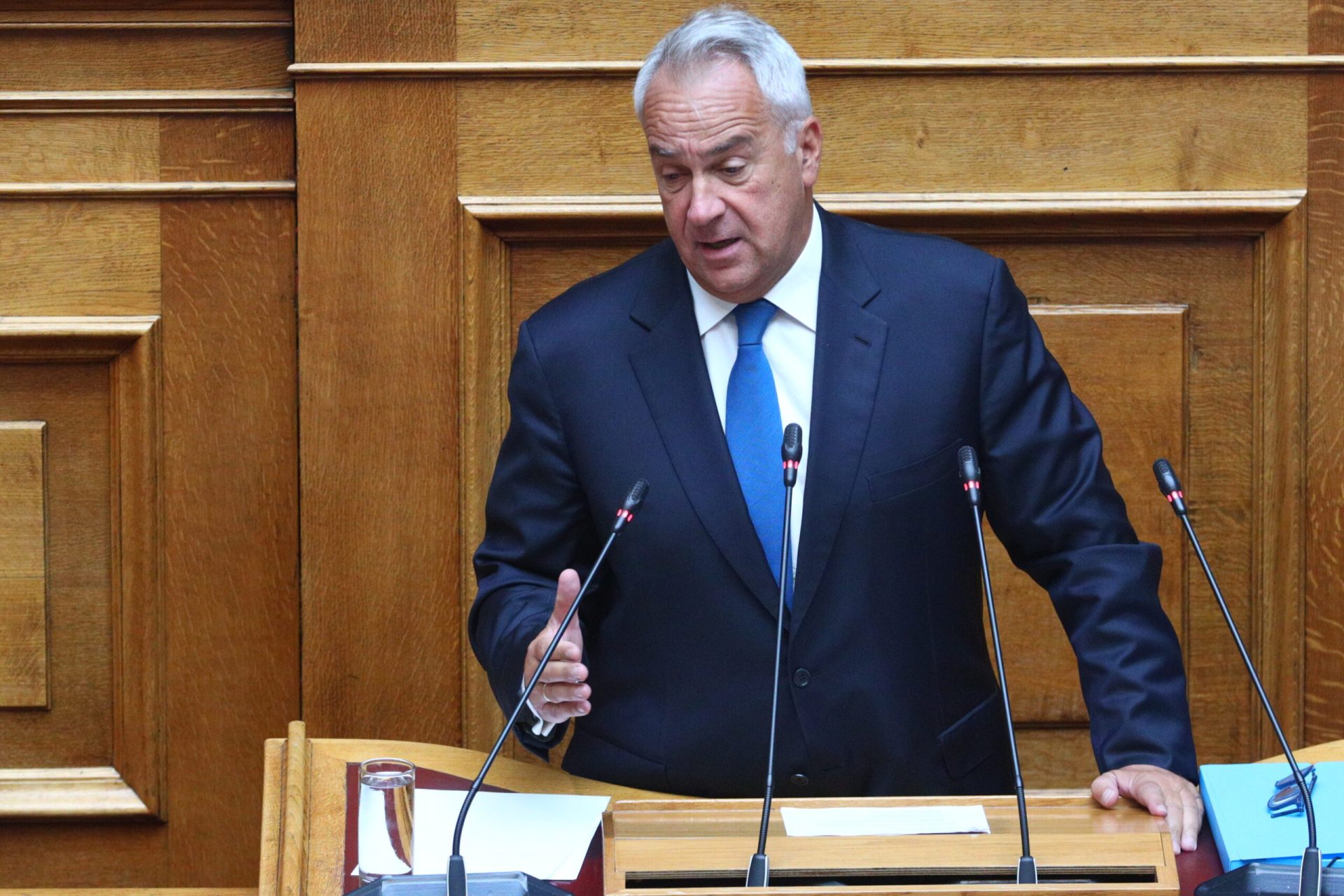 ΟΠΕΚΕΠΕ – Μ. Βορίδης στη Βουλή: «Μου λέτε ότι έχω κάνει συνέργεια σε άγνωστο αυτουργό για άγνωστη πράξη»