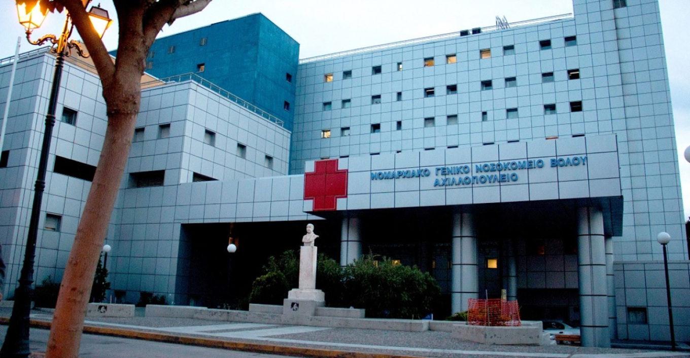 «Γιατί έφυγες τόσο ξαφνικά από κοντά μας» – Συγκινεί η ανάρτηση της αδερφής του 17χρονου που κατέρρευσε στον Βόλο